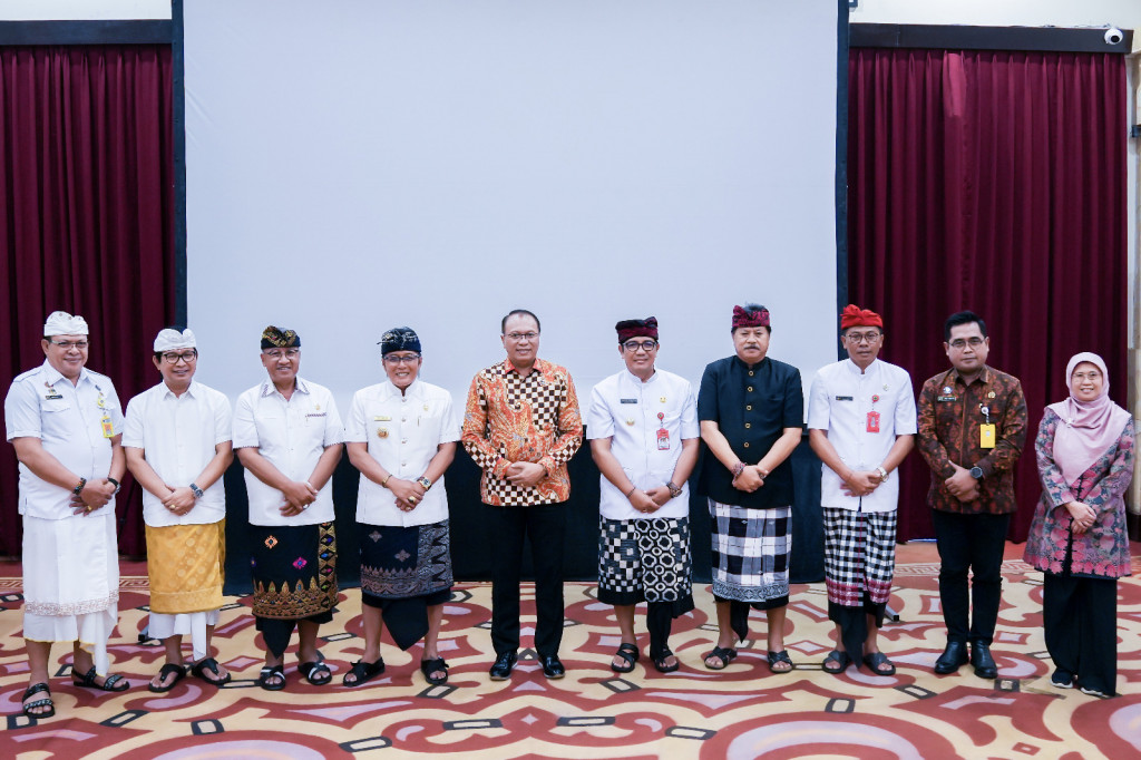 Bupati Badung Hadiri Pembahasan Ranperkada RDTR Kecamatan Petang